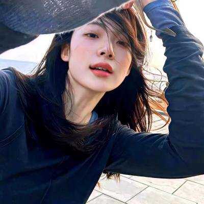 葛妮斯派特洛之风情万种